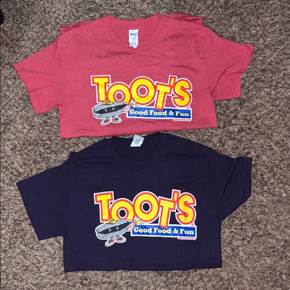 2 Tees